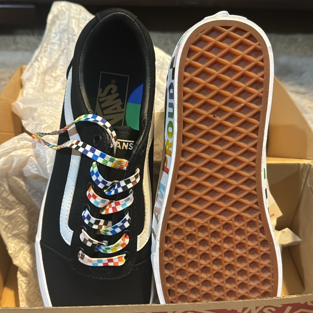 NWT Vans Pride Ward Shoes Women Size 9.5 - Picture 6 of 8